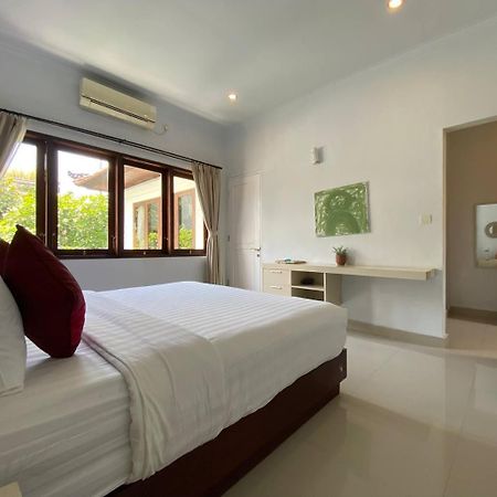 Lisa Dedaries Villa Seminyak Exterior foto